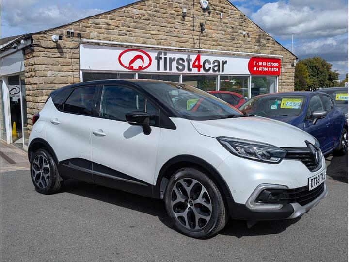 Renault Captur 0.9 TCe ENERGY GT Line Euro 6 (s/s) 5dr Renault Captur 0.9 TCe ENERGY GT Line Euro 6 (s/s) 5dr