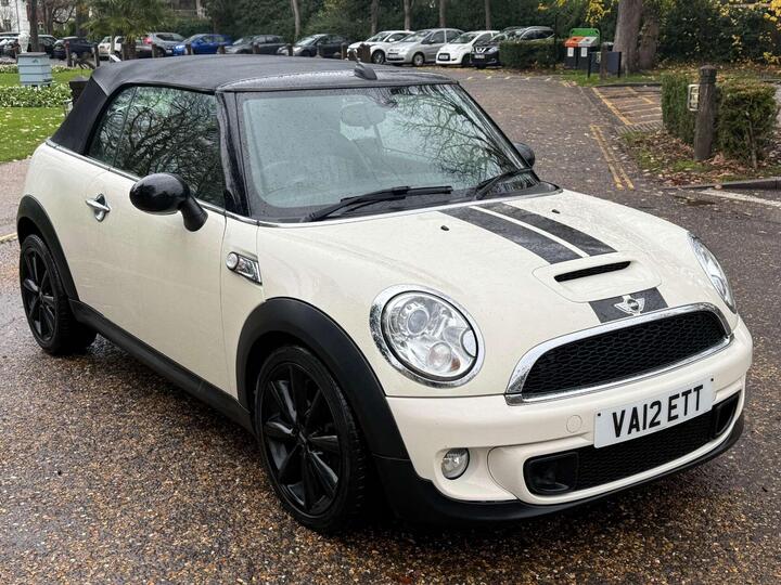 MINI CONVERTIBLE 2.0 Cooper SD Euro 5 (s/s) 2dr