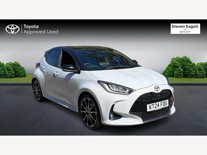 Toyota Yaris 1.5 VVT-h GR SPORT E-CVT Euro 6 (s/s) 5dr