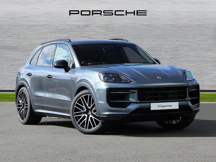 Porsche Cayenne 3.0 V6 E-Hybrid 25.9kWh S Black Edition TiptronicS 4WD Euro 6 (s/s) 5dr