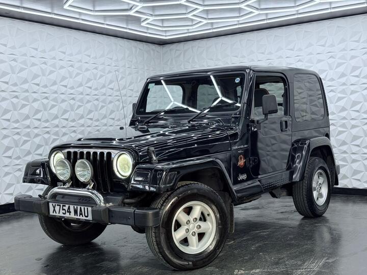 Jeep Wrangler 4.0 Sahara Hard Top 4x4 3dr