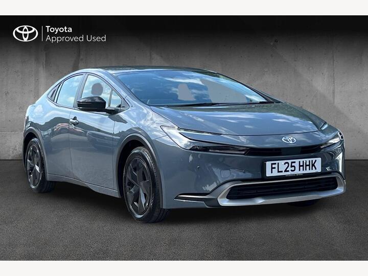Toyota Prius 2.0 13.6kWh Design CVT Euro 6 (s/s) 5dr