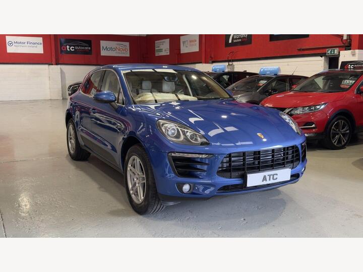 Porsche Macan 3.0 TD V6 S PDK 4WD Euro 6 (s/s) 5dr Porsche Macan 3.0 TD V6 S PDK 4WD Euro 6 (s/s) 5dr