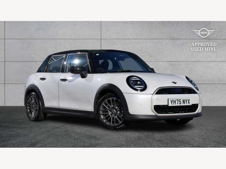 MINI Hatch 1.5C Exclusive Steptronic Euro 6 (s/s) 5dr