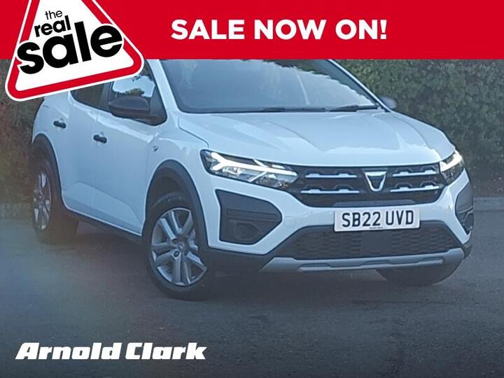 Dacia Sandero Stepway 1.0 TCe Essential Euro 6 (s/s) 5dr Dacia Sandero Stepway 1.0 TCe Essential Euro 6 (s/s) 5dr