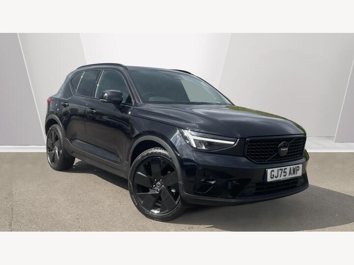 Volvo XC40 2.0 B3 MHEV Plus Black Edition DCT Auto Euro 6 (s/s) 5dr