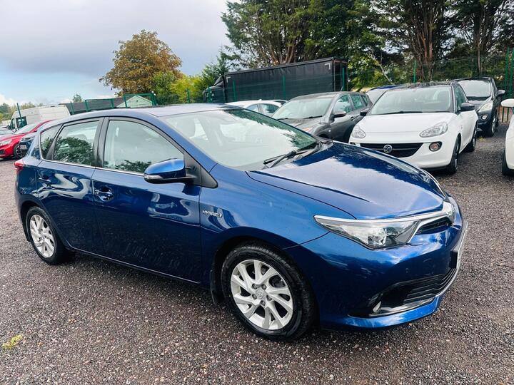 Toyota Auris 1.8 VVT-h Icon Tech CVT Euro 6 (s/s) 5dr