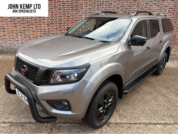 Nissan Navara 2.3 DCi N-Guard Auto 4WD Euro 6 4dr