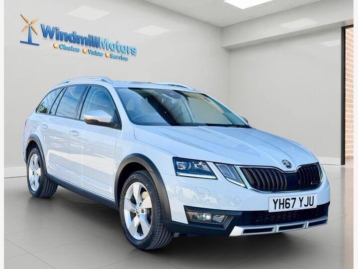 Skoda Octavia 2.0 TDI Scout DSG 4WD Euro 6 (s/s) 5dr Skoda Octavia 2.0 TDI Scout DSG 4WD Euro 6 (s/s) 5dr