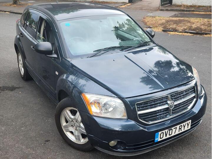 Dodge Caliber 2.0 SXT CVT 5dr
