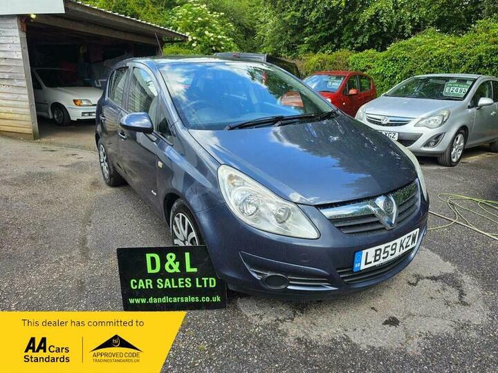 Vauxhall Corsa 1.4i 16v Club 5dr