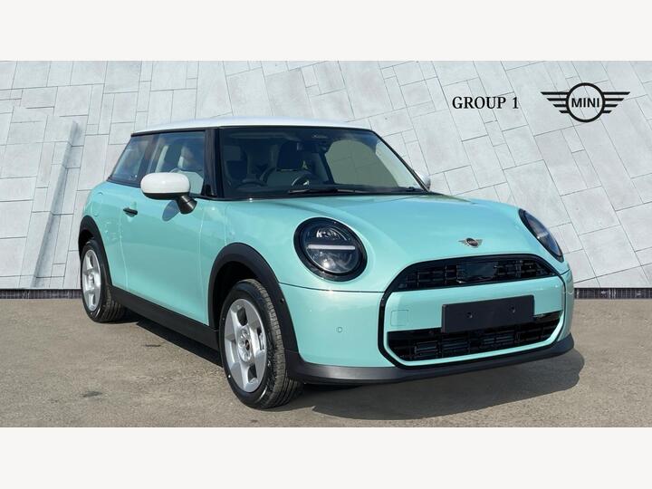 MINI Cooper 1.5C Classic Steptronic Euro 6 (s/s) 3dr