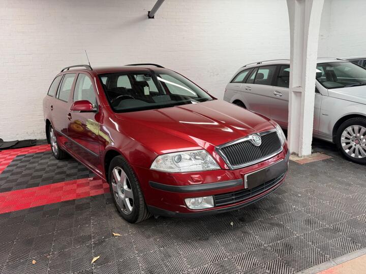 Skoda Octavia 1.9 TDI Elegance Euro 4 5dr Skoda Octavia 1.9 TDI Elegance Euro 4 5dr