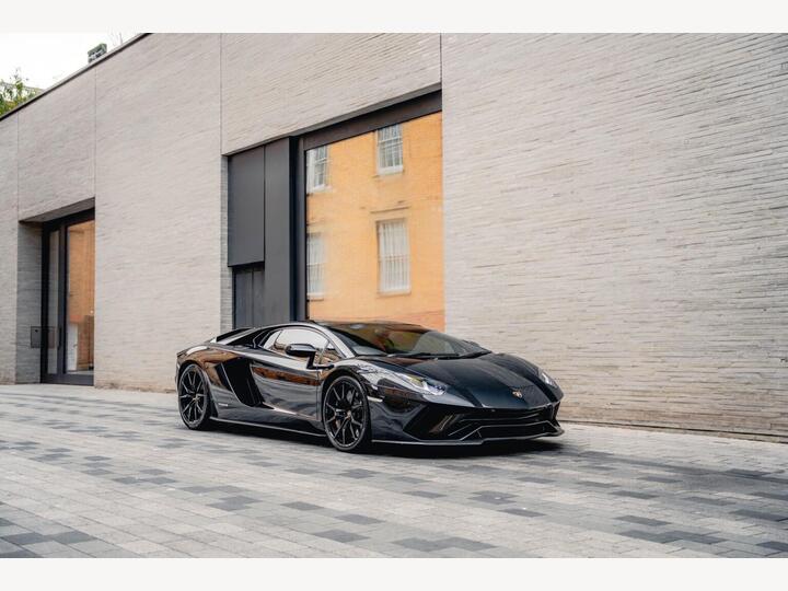 Lamborghini AVENTADOR 6.5 V12 LP 740-4 S ISR 4WD Euro 6 2dr