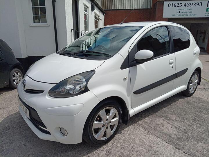 Toyota AYGO 1.0 VVT-i Fire Euro 5 5dr
