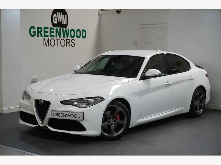 Alfa Romeo GIULIA 2.2 TD Speciale Auto Euro 6 (s/s) 4dr Alfa Romeo GIULIA 2.2 TD Speciale Auto Euro 6 (s/s) 4dr