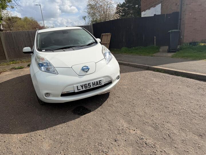 Nissan Leaf 24kWh Tekna Auto 5dr