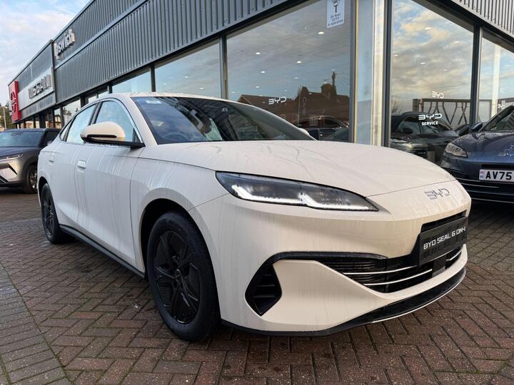 BYD Seal 6 1.5 DM-i 10kWh Boost CVT Auto Euro 6 (s/s) 4dr
