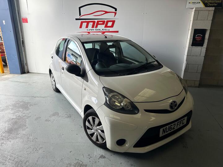 Toyota AYGO 1.0 VVT-i Euro 5 5dr