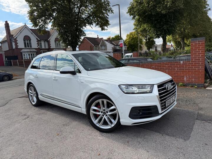 Audi Q7 3L PETROL V6 QUTTRO EURO 6 5DR
