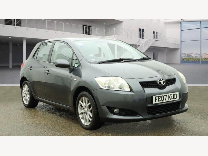 Toyota Auris 1.6 VVT-i T3 5dr Toyota Auris 1.6 VVT-i T3 5dr