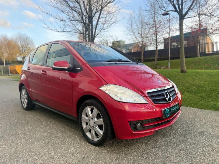 Mercedes-Benz A Class 1.5 A160 BlueEfficiency Classic SE 5dr