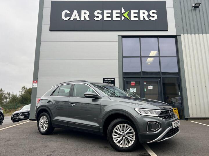 Volkswagen T-ROC 1.5 TSI Life Euro 6 (s/s) 5dr Volkswagen T-ROC 1.5 TSI Life Euro 6 (s/s) 5dr