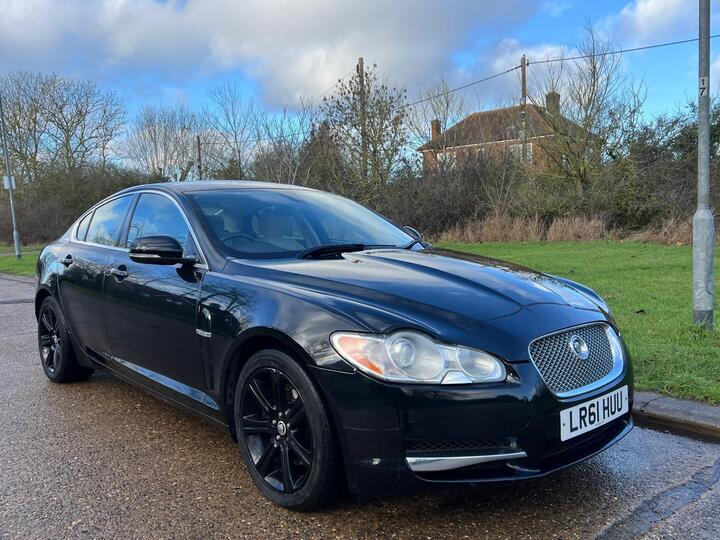 Jaguar XF 3.0d V6 Luxury Auto Euro 5 4dr