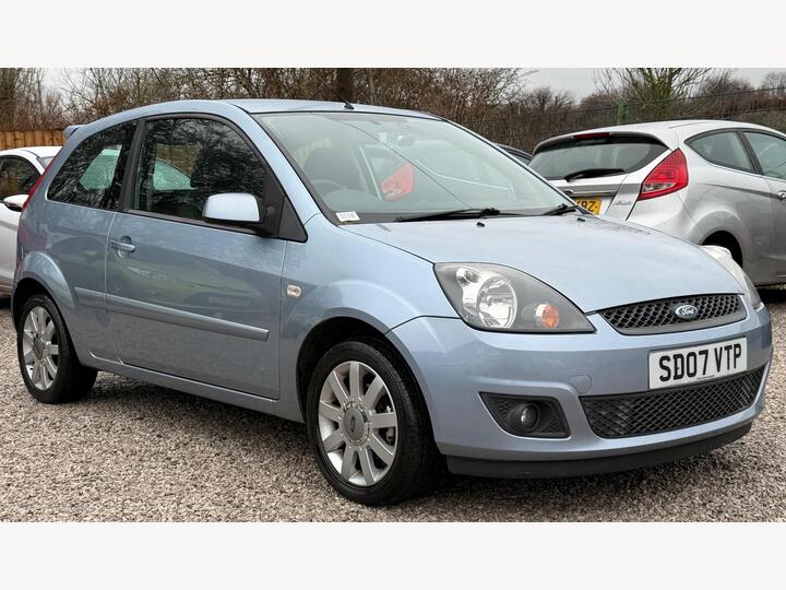 Ford Fiesta 1.25 Silver 3dr