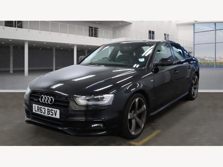 Audi A4 2.0 TFSI Black Edition S Tronic Quattro Euro 5 (s/s) 4dr