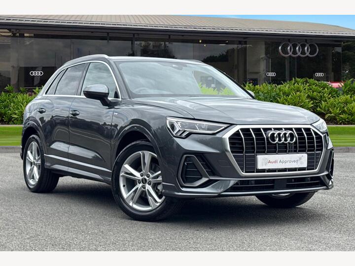 Audi Q3 1.5 TFSI CoD 35 S Line S Tronic Euro 6 (s/s) 5dr