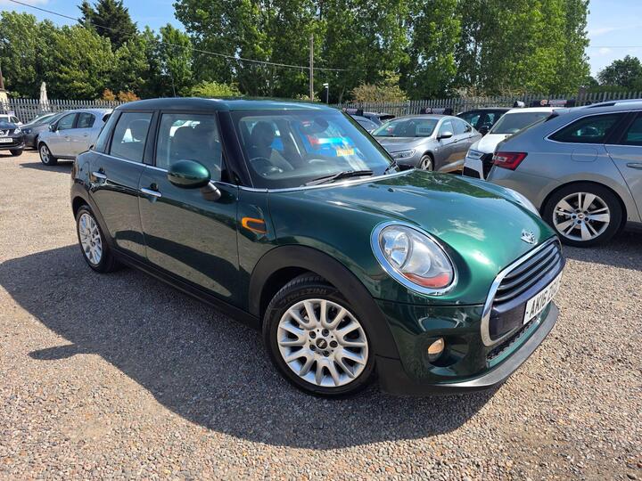 MINI Hatch 1.5 Cooper Euro 6 (s/s) 5dr
