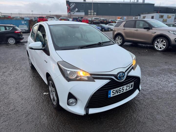 Toyota Yaris 1.5 VVT-h Icon E-CVT Euro 6 5dr