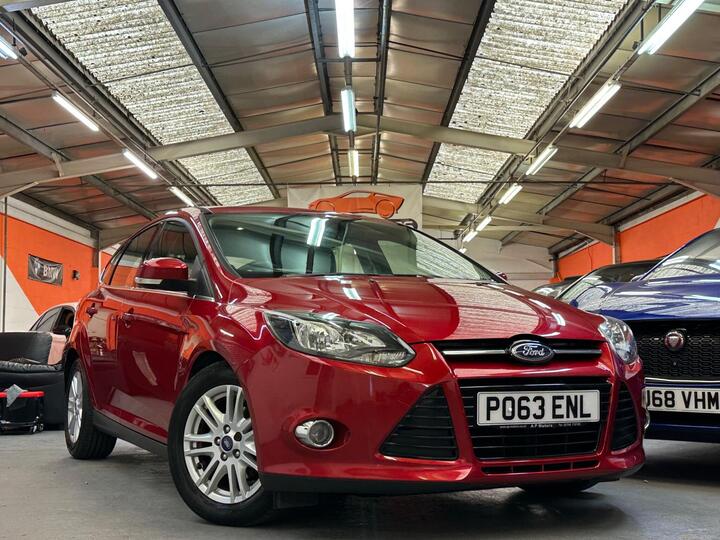 Ford Focus 1.6 TDCi Titanium Euro 5 (s/s) 5dr