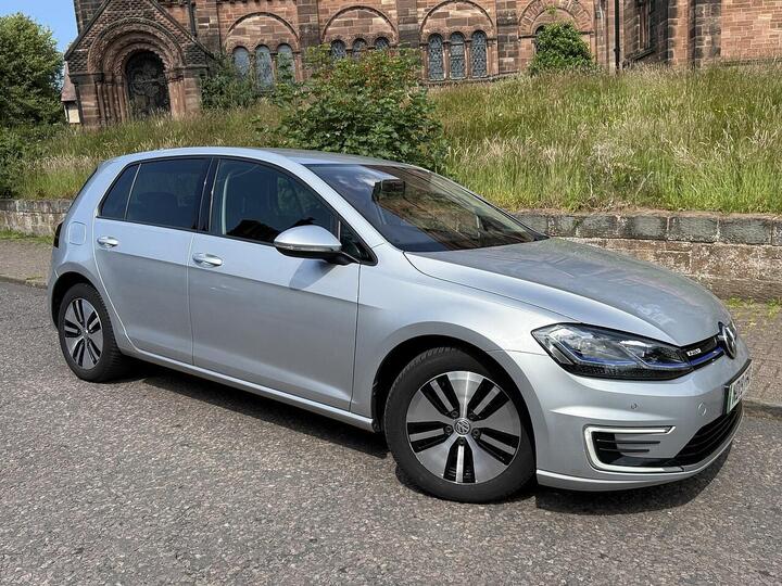 Volkswagen E-Golf 35.8kWh E-Golf Auto 5dr