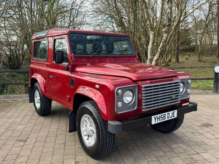 Land Rover Defender 90 2.4 TDCi XS Station Wagon 4WD SWB Euro 4 3dr