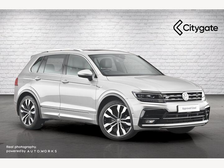 Volkswagen Tiguan 2.0 TDI R-Line Tech DSG 4Motion Euro 6 (s/s) 5dr Volkswagen Tiguan 2.0 TDI R-Line Tech DSG 4Motion Euro 6 (s/s) 5dr