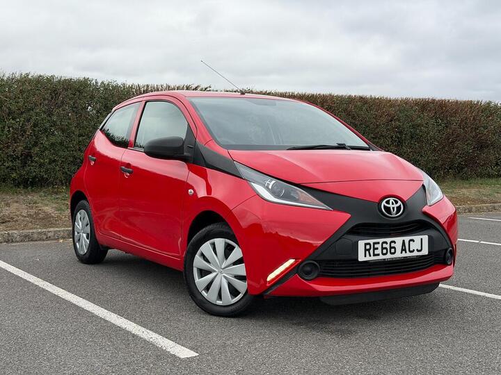 Toyota AYGO 1.0 VVT-i X Euro 5 5dr Euro 5