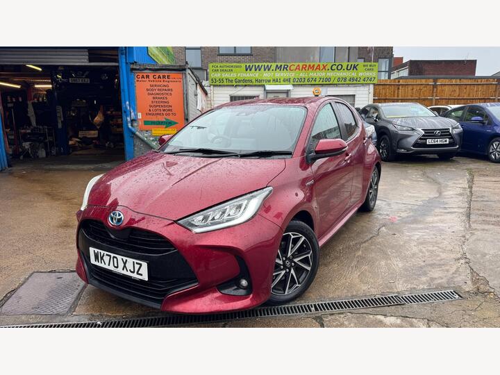 Toyota Yaris 1.5 VVT-h Design E-CVT Euro 6 (s/s) 5dr