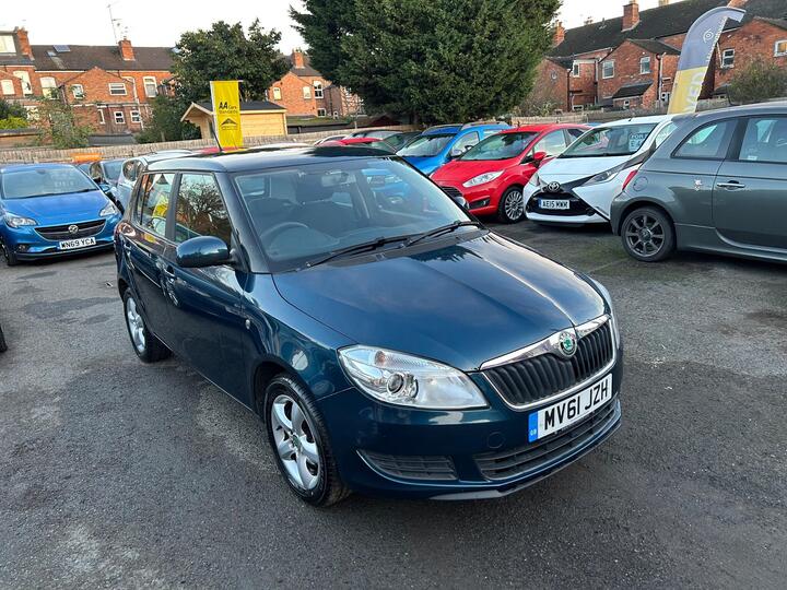 Skoda Fabia 1.2 SE Euro 5 5dr Skoda Fabia 1.2 SE Euro 5 5dr