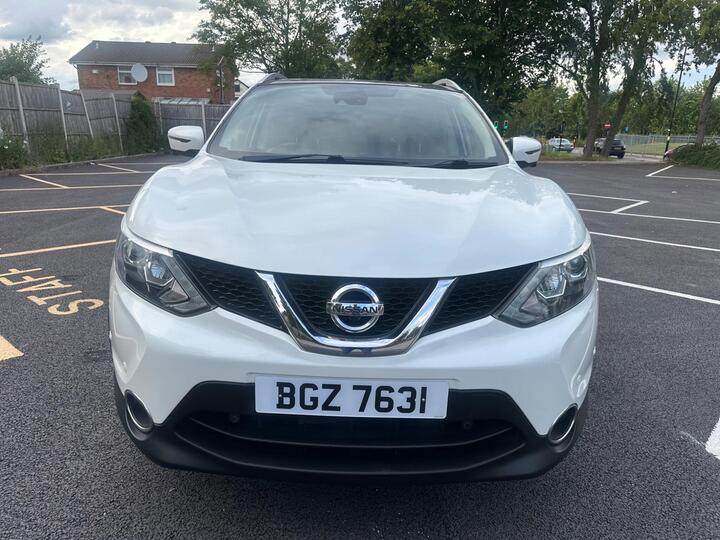 Nissan Qashqai 1.2 DIG-T Tekna 2WD Euro 6 (s/s) 5dr