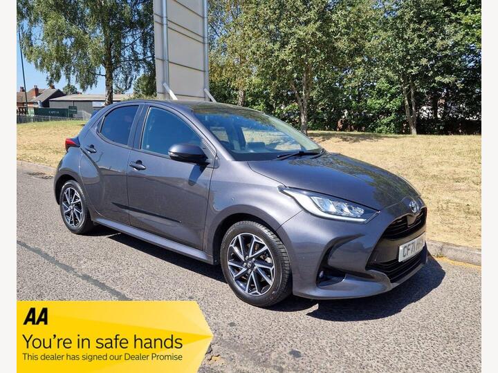 Toyota Yaris 1.5 VVT-h Design E-CVT Euro 6 (s/s) 5dr
