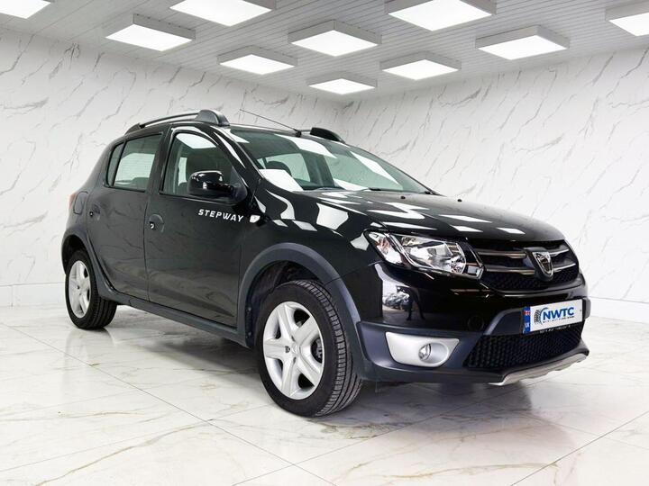 Dacia SANDERO STEPWAY 1.5 DCi Laureate Euro 6 (s/s) 5dr