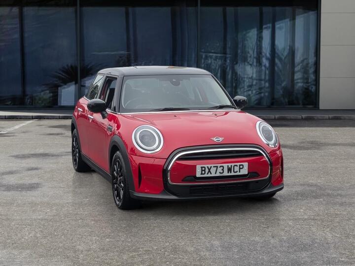 MINI Hatchback 1.5 Cooper Classic Euro 6 (s/s) 5dr