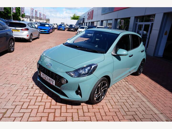 Hyundai I10 1.2 Premium Auto Euro 6 (s/s) 5dr Hyundai I10 1.2 Premium Auto Euro 6 (s/s) 5dr