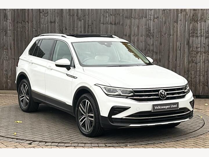 Volkswagen Tiguan 2.0 TDI Elegance DSG 4Motion Euro 6 (s/s) 5dr Volkswagen Tiguan 2.0 TDI Elegance DSG 4Motion Euro 6 (s/s) 5dr