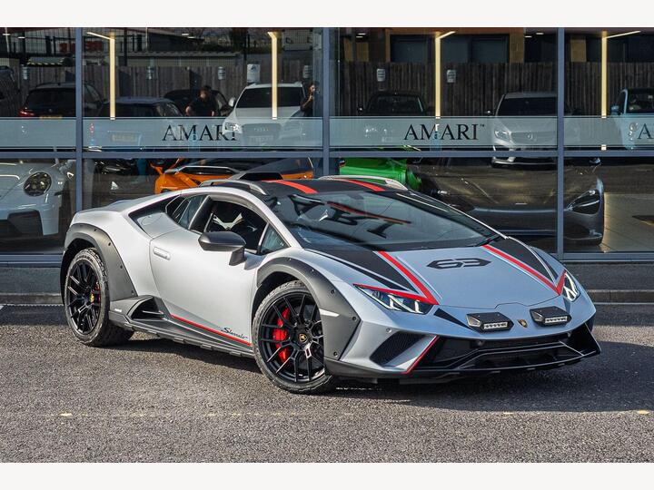 Lamborghini Huracan 5.2 V10 Sterrato LDF 4WD Euro 6 (s/s) 2dr Lamborghini Huracan 5.2 V10 Sterrato LDF 4WD Euro 6 (s/s) 2dr