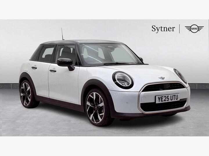 MINI Cooper 1.5C Exclusive Steptronic Euro 6 (s/s) 5dr