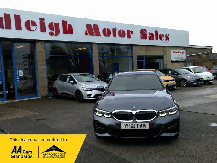 BMW 3 SERIES 2.0 320d MHT M Sport Auto Euro 6 (s/s) 4dr BMW 3 SERIES 2.0 320d MHT M Sport Auto Euro 6 (s/s) 4dr
