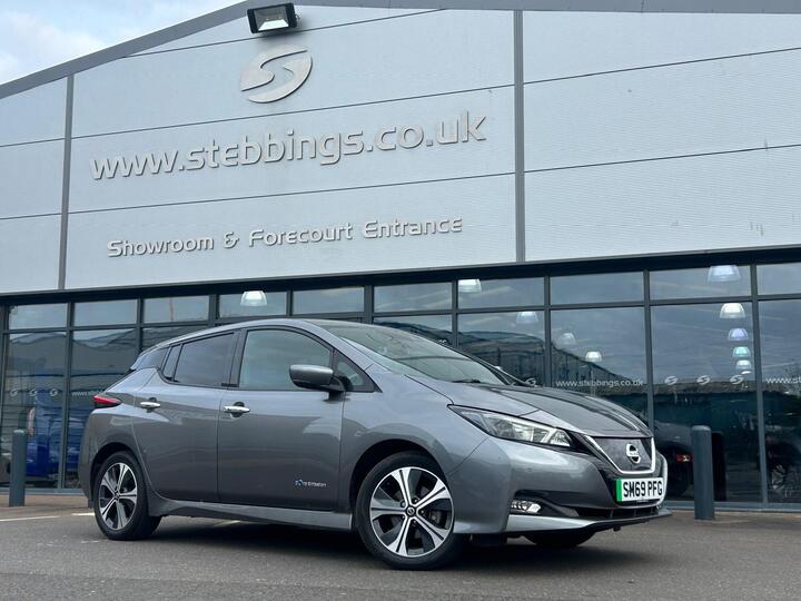 Nissan Leaf 40kWh N-Connecta Auto 5dr